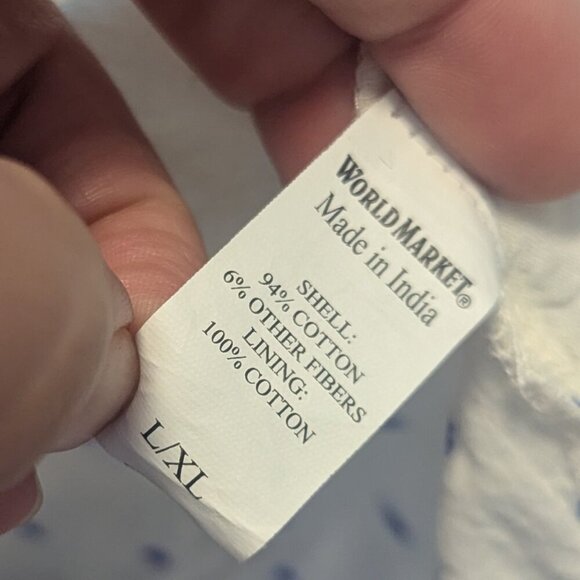 World Market Dobby Floral Embroidered Bell Sleeve Top Peasant Blouse Boho - Picture 7 of 8